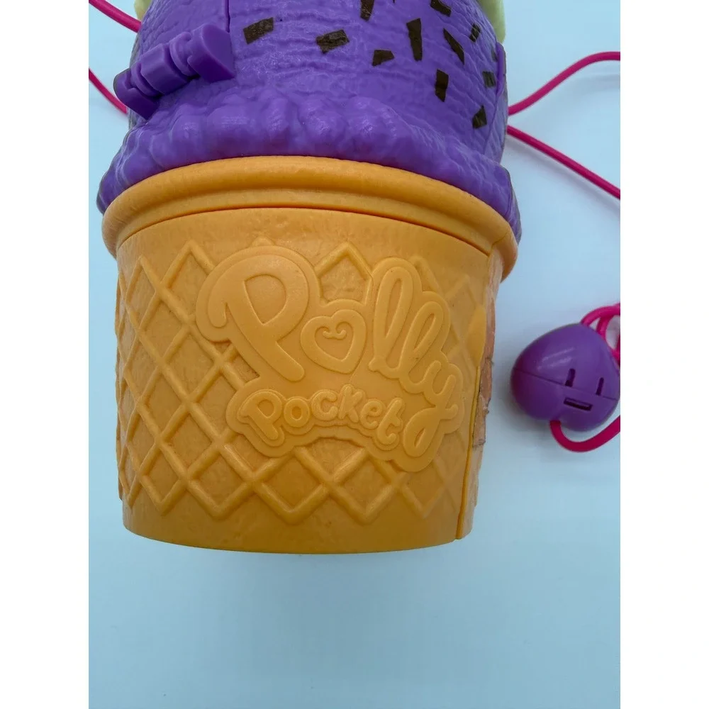 Polly Pocket Ice Cream Cone Purse Playset 2020 Mattel HBF15 Carry Case Toy